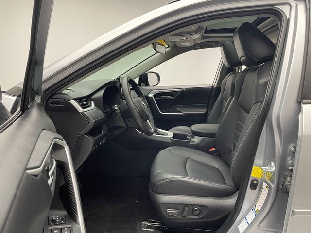 2022 Toyota RAV4 XLE Premium AWD - 22928804 - 11