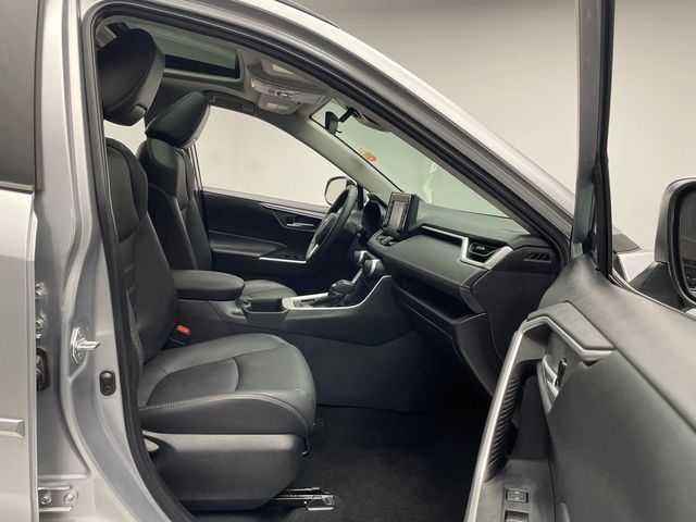 2022 Toyota RAV4 XLE Premium AWD - 22928804 - 16