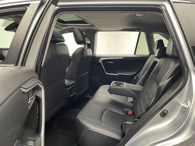 2022 Toyota RAV4 XLE Premium AWD - 22928804 - 33