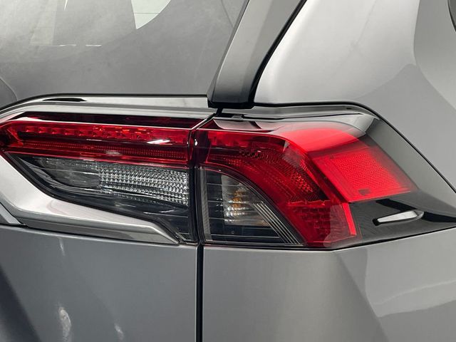 2022 Toyota RAV4 XLE Premium AWD - 22928804 - 43
