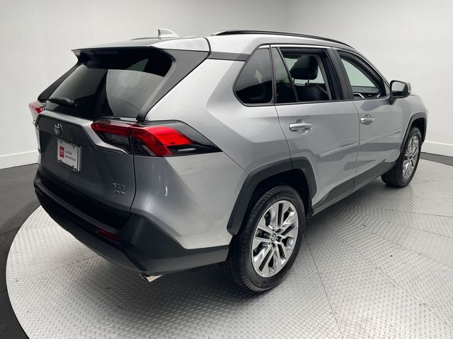 2022 Toyota RAV4 XLE Premium AWD - 22928804 - 4