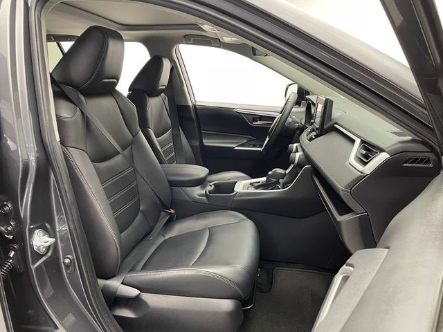 2022 Toyota RAV4 XLE Premium AWD - 22936214 - 17