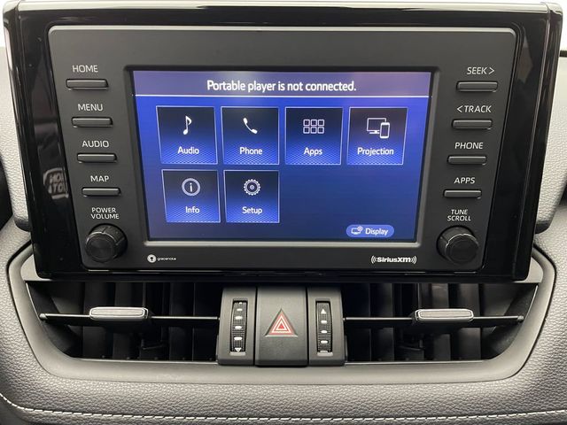 2022 Toyota RAV4 XLE Premium AWD - 22936214 - 24