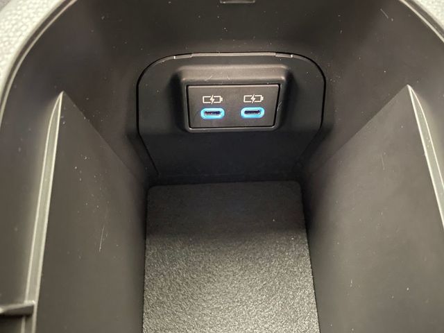 2022 Toyota RAV4 XLE Premium AWD - 22936214 - 29