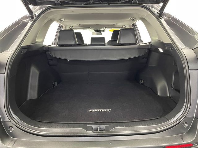 2022 Toyota RAV4 XLE Premium AWD - 22936214 - 39