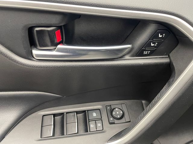 2022 Toyota RAV4 XLE Premium AWD - 22956549 - 9