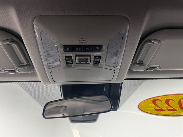 2022 Toyota RAV4 XLE Premium AWD - 22956549 - 31