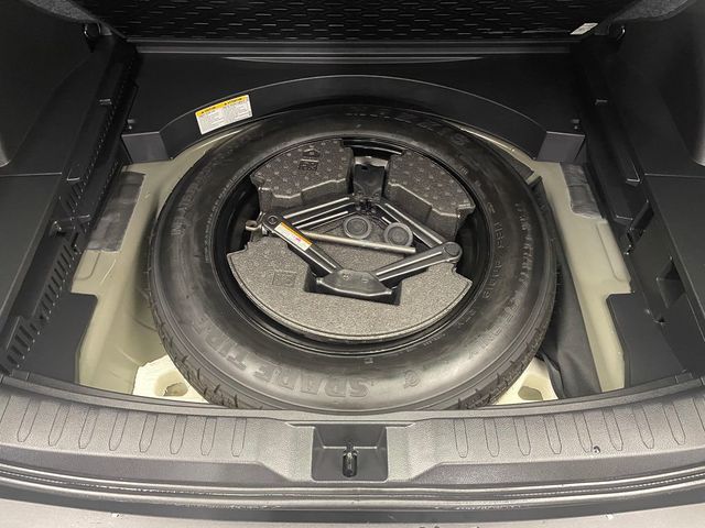 2022 Toyota RAV4 XLE Premium AWD - 22956549 - 40