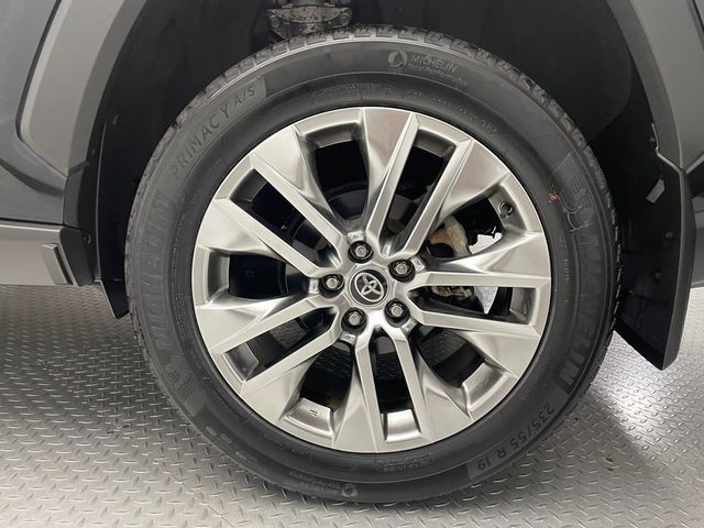 2022 Toyota RAV4 XLE Premium AWD - 22956549 - 47