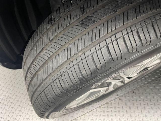 2022 Toyota RAV4 XLE Premium AWD - 22956549 - 48