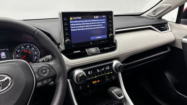 2022 Toyota RAV4 XLE Premium AWD - 23034741 - 18