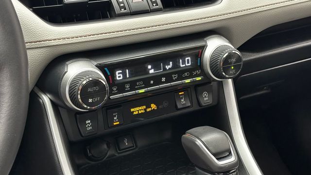 2022 Toyota RAV4 XLE Premium AWD - 23034741 - 20