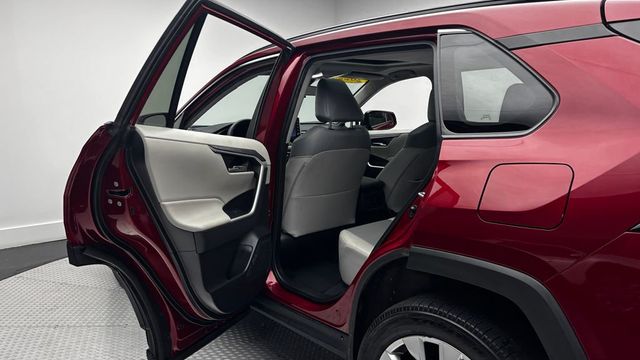 2022 Toyota RAV4 XLE Premium AWD - 23034741 - 25