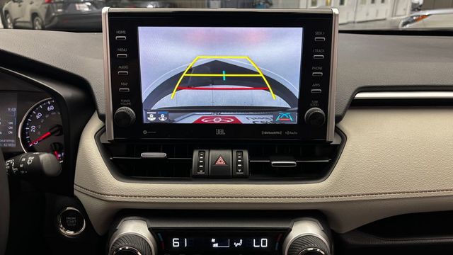 2022 Toyota RAV4 XLE Premium AWD - 23034741 - 37