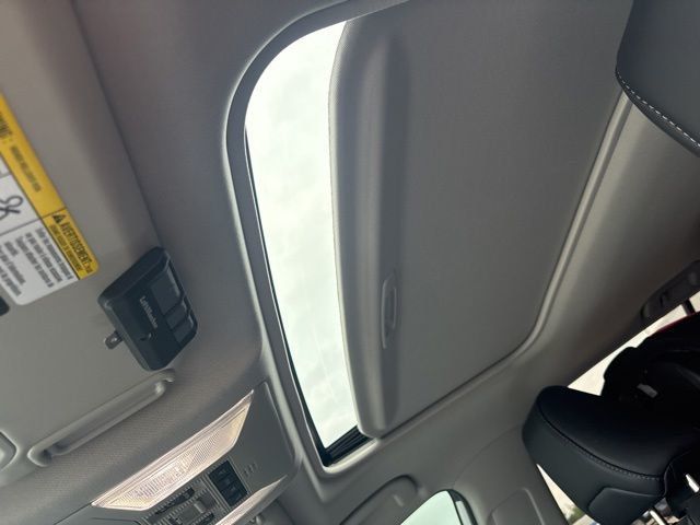 2022 Toyota RAV4 XLE Premium FWD - 23024155 - 10