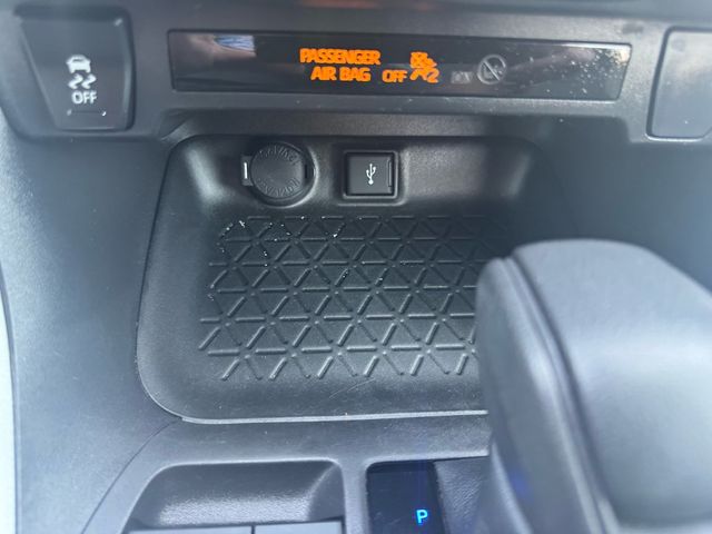 2022 Toyota RAV4 Hybrid XLE - 23044188 - 18
