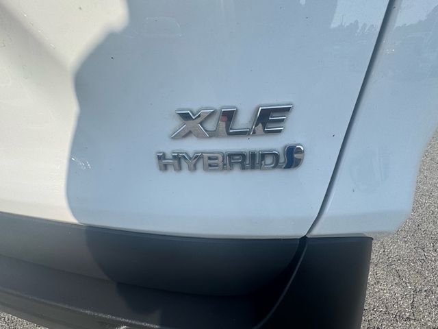 2022 Toyota RAV4 Hybrid XLE - 23044188 - 27