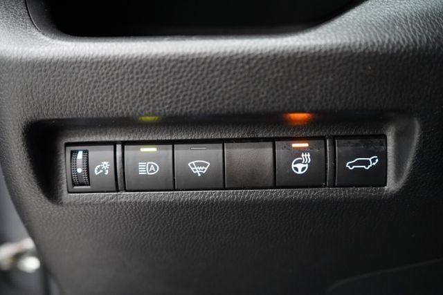 2022 Toyota RAV4 Hybrid XLE - 23080185 - 20