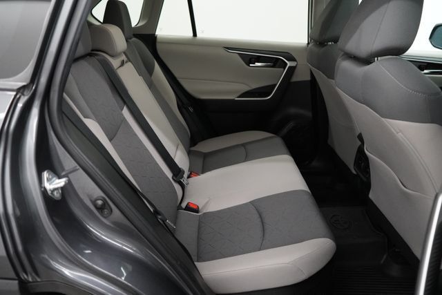 2022 Toyota RAV4 Hybrid XLE - 23080185 - 42