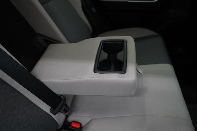 2022 Toyota RAV4 Hybrid XLE - 23080185 - 43