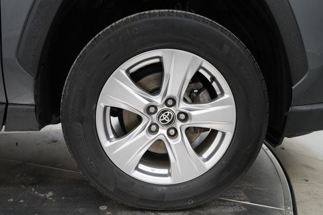 2022 Toyota RAV4 Hybrid XLE - 23080185 - 49