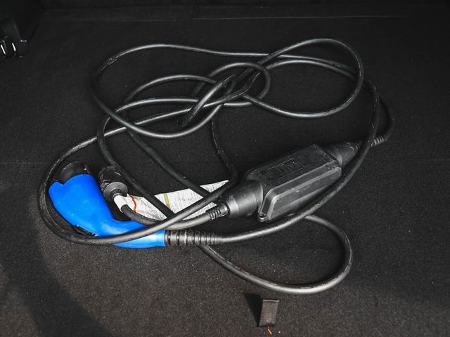 2022 Toyota RAV4 Prime XSE - 22923964 - 40