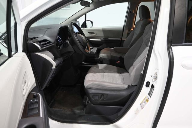 2022 Toyota Sienna LE AWD 8-Passenger - 23049424 - 12