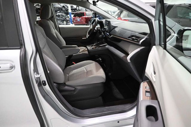 2022 Toyota Sienna LE AWD 8-Passenger - 23097362 - 14