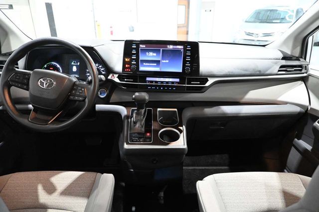 2022 Toyota Sienna LE AWD 8-Passenger - 23097362 - 21