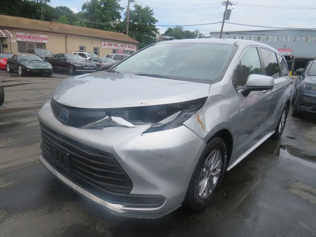 2022 Toyota Sienna LE AWD 8-Passenger (Clear Title) - 22882887 - 0