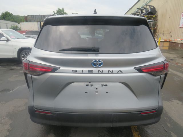 2022 Toyota Sienna LE AWD 8-Passenger (Clear Title) - 22882887 - 5