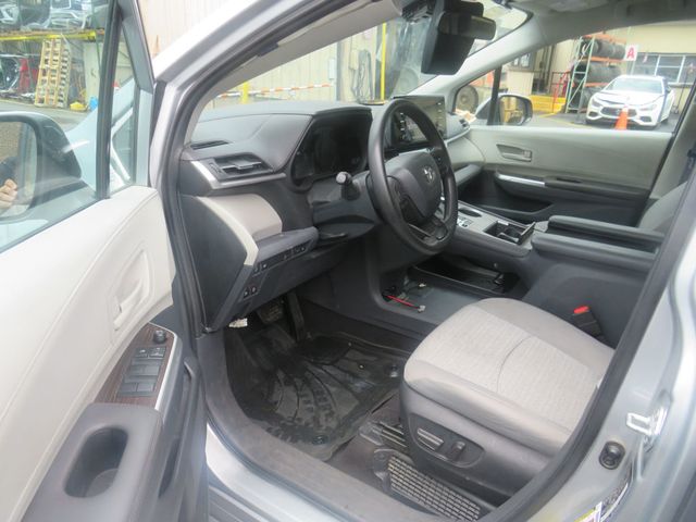 2022 Toyota Sienna LE AWD 8-Passenger (Clear Title) - 22882887 - 8