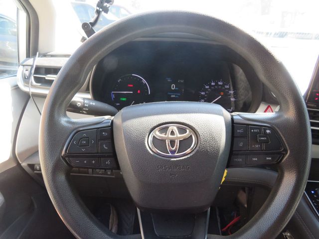 2022 Toyota Sienna LE FWD 8-Passenger - 23054968 - 9