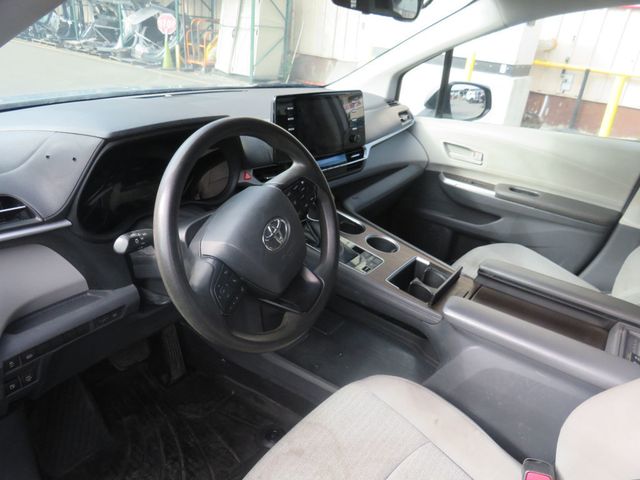 2022 Toyota Sienna LE FWD 8-Passenger (Clear Title) - 23100865 - 9