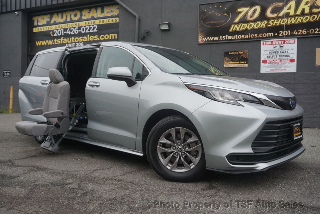 2022 Toyota Sienna LE FWD 8-Passenger HANDICAP EQUIPMENT  - 23059312 - 11