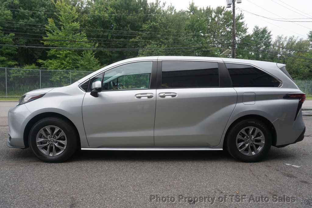 2022 Toyota Sienna LE FWD 8-Passenger HANDICAP EQUIPMENT  - 23059312 - 14