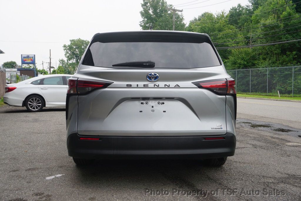 2022 Toyota Sienna LE FWD 8-Passenger HANDICAP EQUIPMENT  - 23059312 - 16