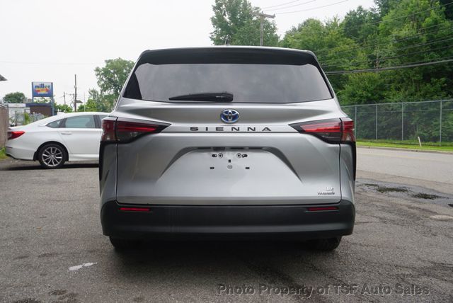 2022 Toyota Sienna LE FWD 8-Passenger HANDICAP EQUIPMENT  - 23059312 - 16