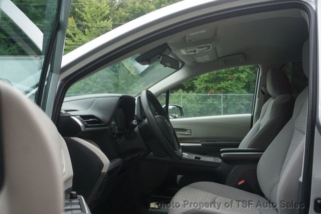 2022 Toyota Sienna LE FWD 8-Passenger HANDICAP EQUIPMENT  - 23059312 - 20