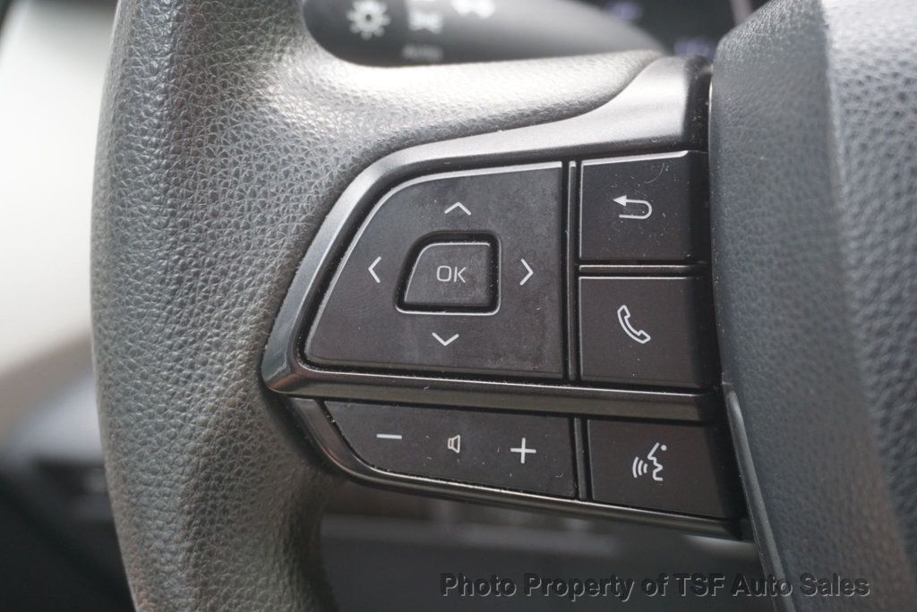 2022 Toyota Sienna LE FWD 8-Passenger HANDICAP EQUIPMENT  - 23059312 - 39