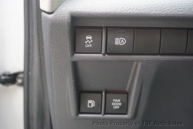 2022 Toyota Sienna LE FWD 8-Passenger HANDICAP EQUIPMENT  - 23059312 - 50