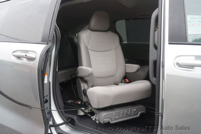 2022 Toyota Sienna LE FWD 8-Passenger HANDICAP EQUIPMENT  - 23059312 - 8