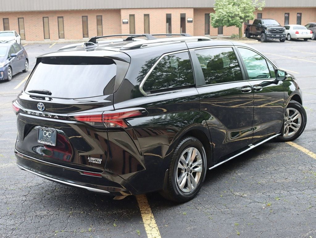 2022 Toyota Sienna Limited AWD 7-Passenger - 23039492 - 2