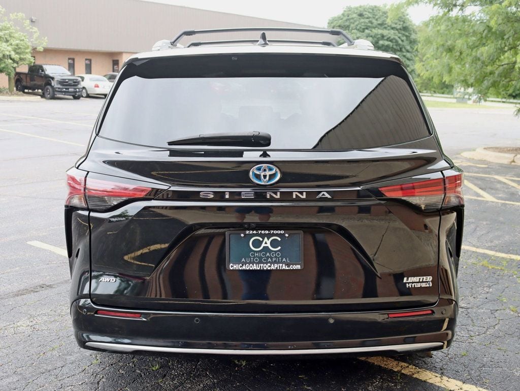 2022 Toyota Sienna Limited AWD 7-Passenger - 23039492 - 5