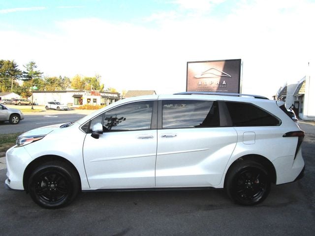 2022 Toyota Sienna Platinum AWD 7-Passenger - 22933551 - 11