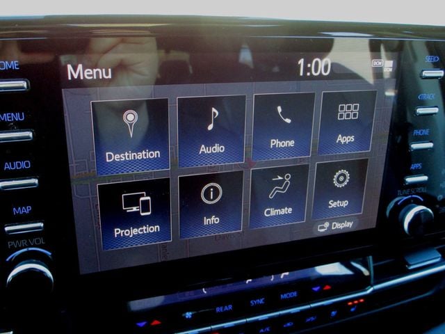 2022 Toyota Sienna Platinum AWD 7-Passenger - 22933551 - 28