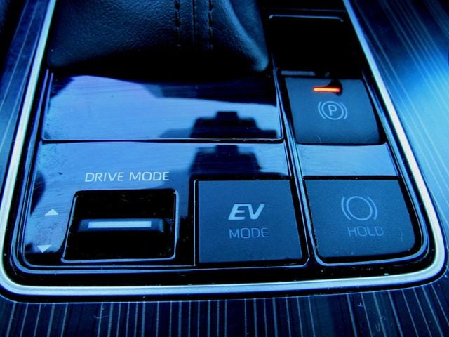 2022 Toyota Sienna Platinum AWD 7-Passenger - 22933551 - 29