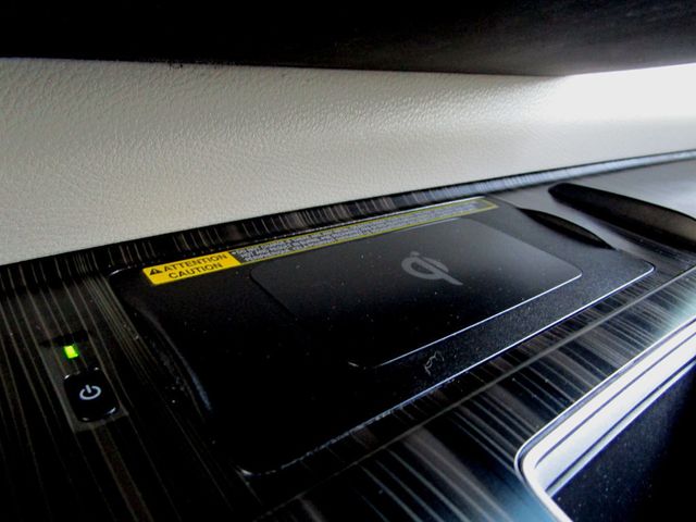 2022 Toyota Sienna Platinum AWD 7-Passenger - 22933551 - 38