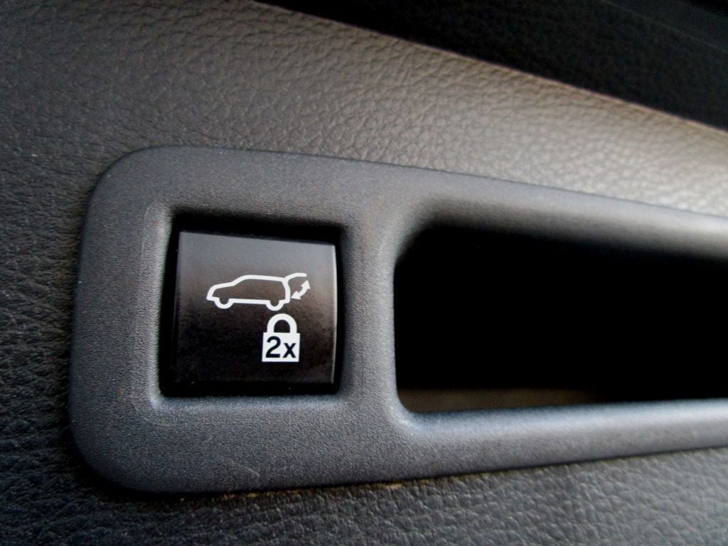 2022 Toyota Sienna Platinum AWD 7-Passenger - 22933551 - 47