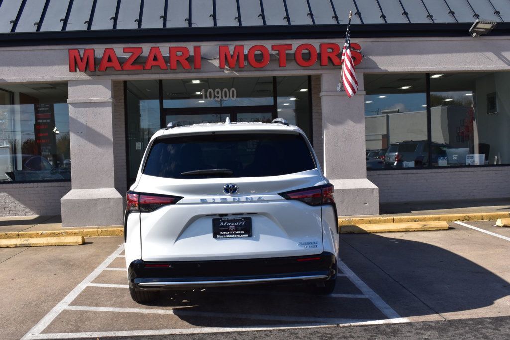 2022 Toyota Sienna Platinum FWD 7-Passenger - 22941146 - 9